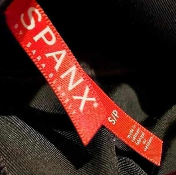 SPANX Faux Leather Moto Leggings - Picture 5 of 7